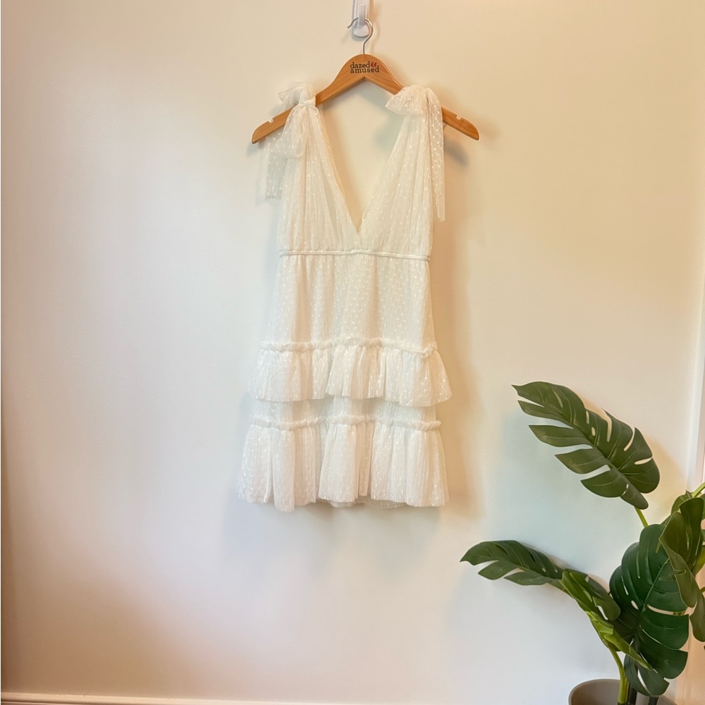 Elegant White Mini Dress
